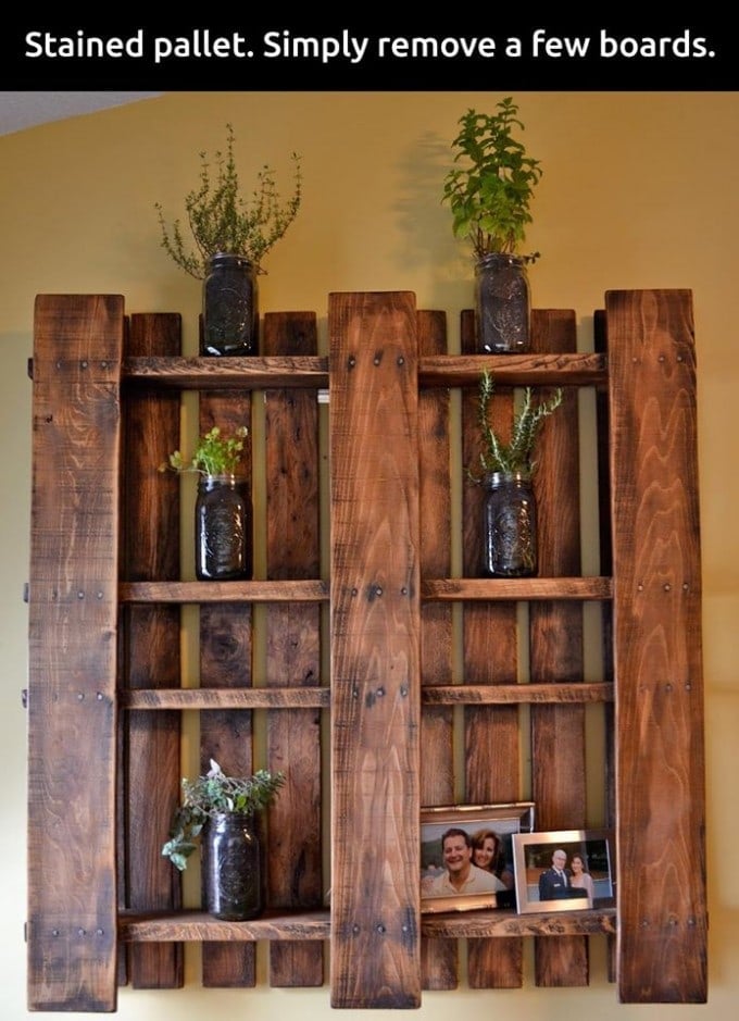 DIY Stained Pallet Shelf