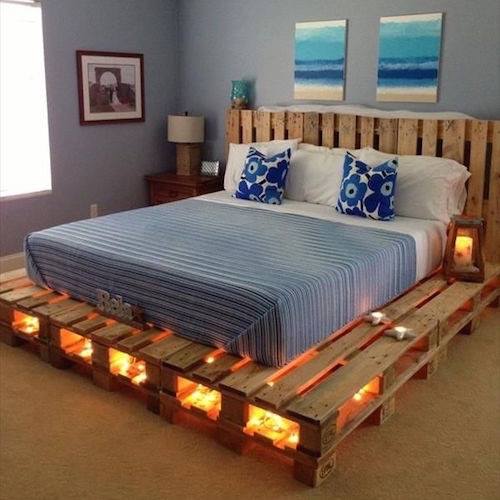 DIY Wood Pallet Bed with Lights!