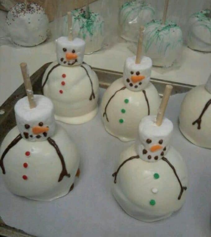 Chocolate Covered Snowman Apples...Over 50 of the BEST Christmas Treat ideas!