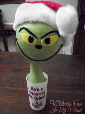 How to make The Grinch using a Gourd for a fun Christmas Craft!