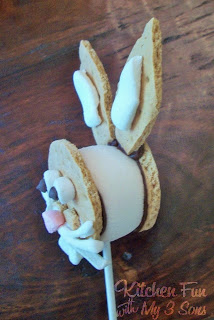 Easter Bunny S'more Pops