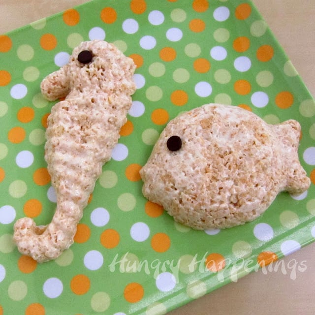 Rice Krispie Animals & Sea Life Creature Treats using Beach Sand Molds....such a great idea for a Summer Party!