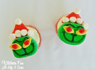 Grinch Marshmallow Cupcake Toppers