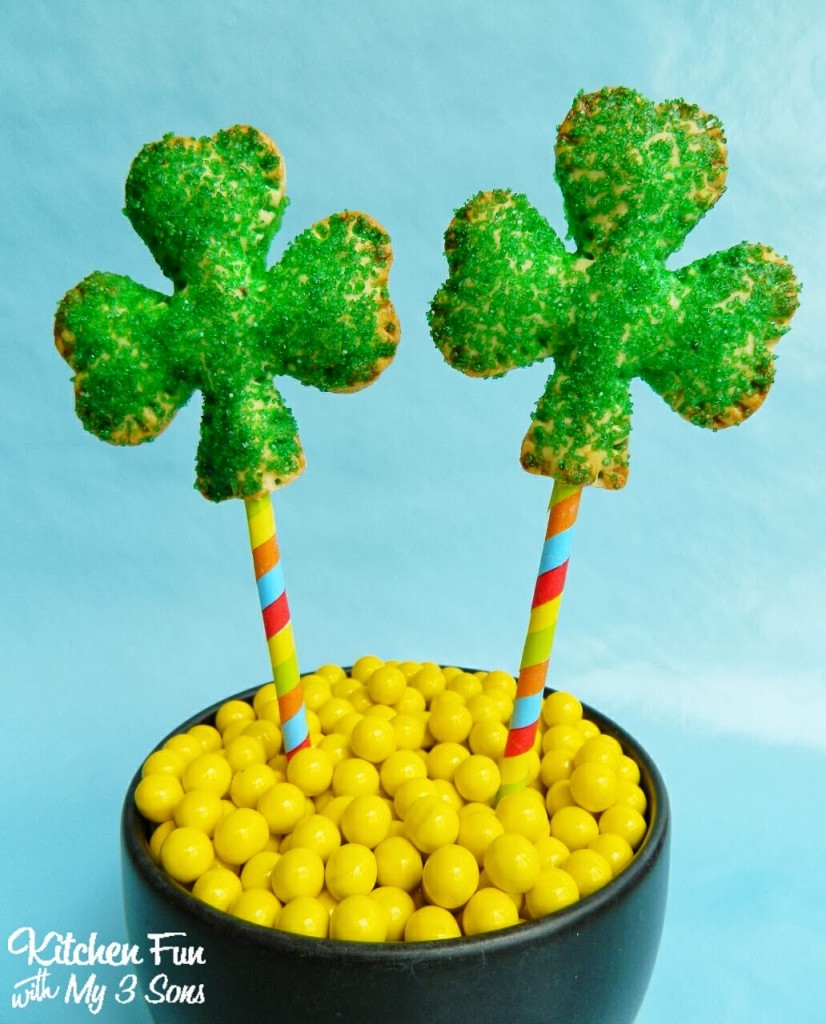 St. Patrick's Day Shamrock Key Lime Pie Pops