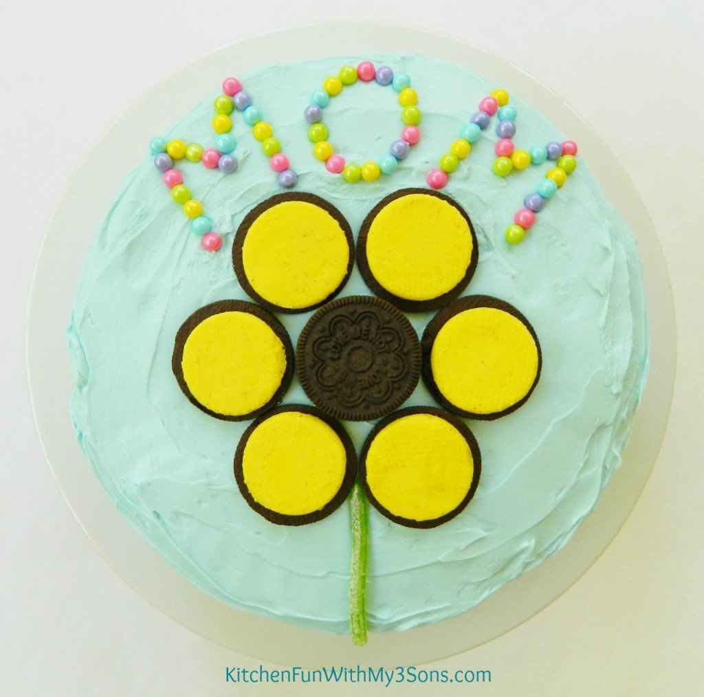 Easy Mother's Day Sun Flower Oreo Cake
