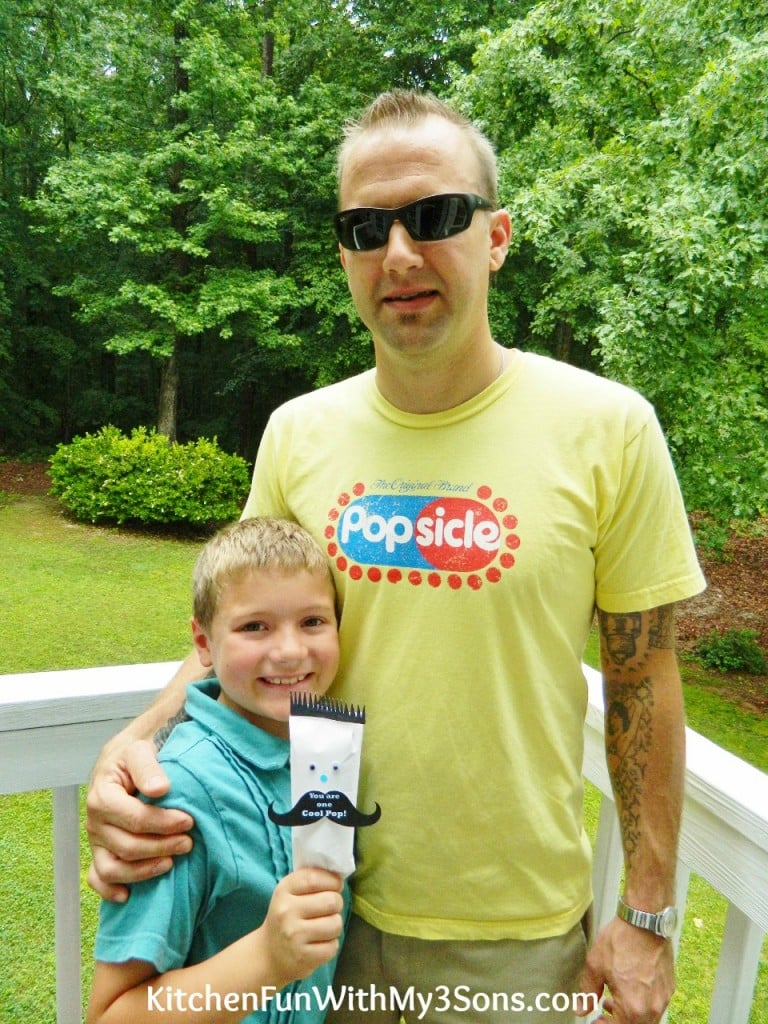 This Cool Pop loved his Popsicle that the boys gave him & we are sure that these fun Popsicle ideas will be a big hit with your dad's as well!:)