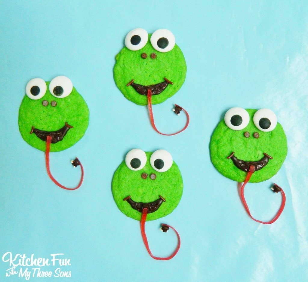 Easy Frog Cookies for Spring from KitchenFunWithMy3Sons.com