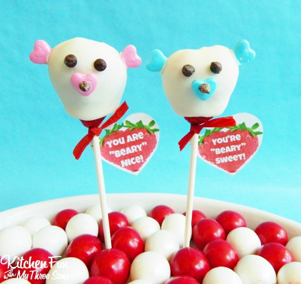 Valentine Chocolate Covered Strawberry Bear Pops with FREE Printable! KitchenFunWithMy3Sons.com