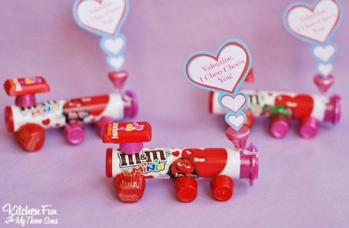 Valentine's Day Hershey Candy Train with a "I Choo-Choo's You" Free Printable from KitchenFunWithMy3Sons.com