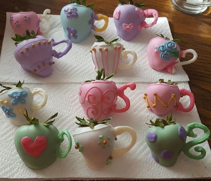 Chocolate Dipped Strawberry Tea Cup Treats...Adorable!