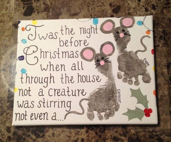 Christmas Mouse Footprint Art...what a fun Holiday Keepsake! These are the BEST Handprint & Footprint Craft Ideas!