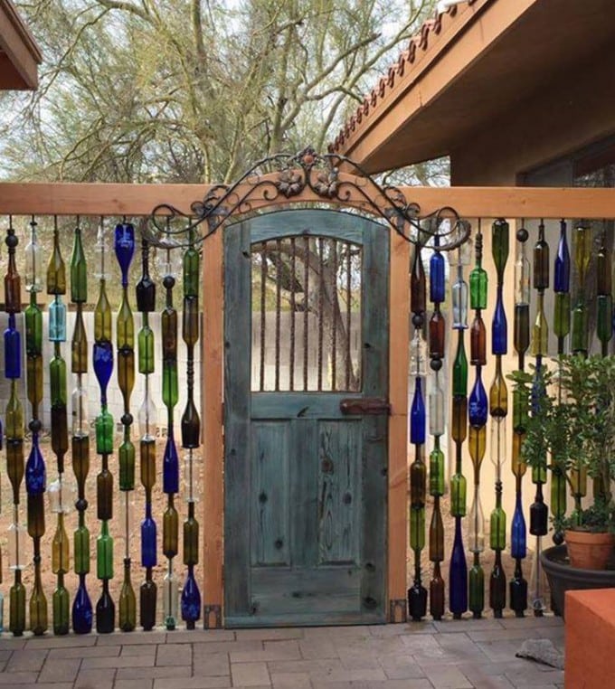 Turn Wine Bottles into an Outdoor Wall...these are the BEST Garden & DIY Yard Ideas!