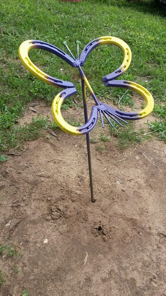 Horseshoe Butterfly for your Garden...these are the BEST Yard Art Ideas
