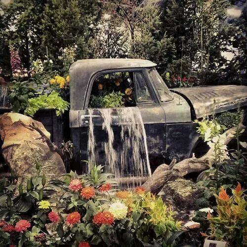 Turn a Vintage Truck into a beautiful Garden Waterfall...these are the BEST Garden & DIY Yard Ideas!