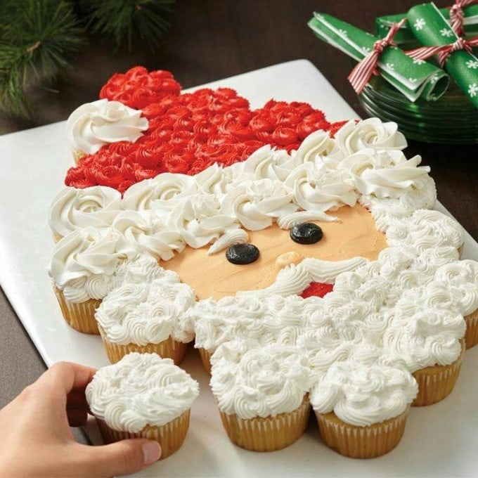 Christmas Santa Pull-Apart Cake