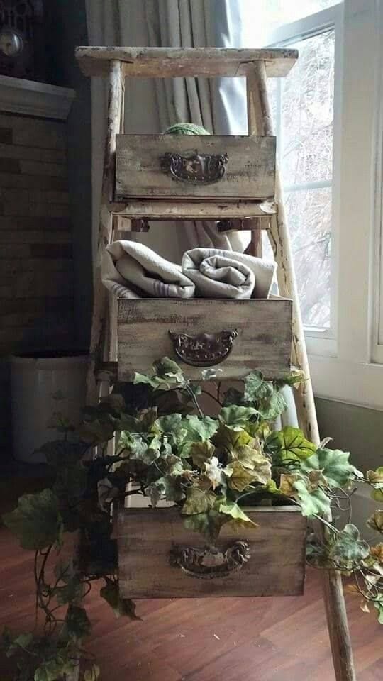 Turn an Old Ladder & Old Drawers into Shelves...these are the BEST Upcycled & Repurposed ideas!