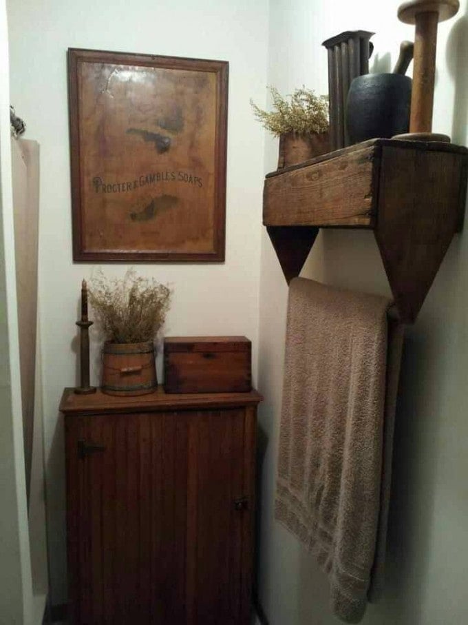 Turn an Old Wooden Toolbox into a Rustic Bathroom Shelf...these are the BEST Upcycled & Repurposed Ideas!