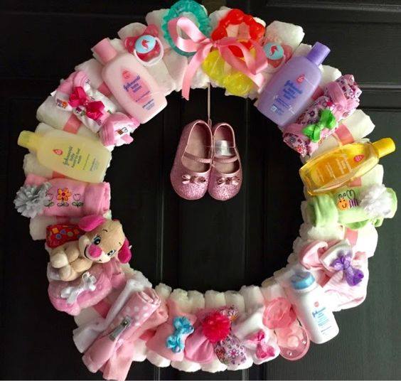 Diaper Wreath...these are the BEST Baby Shower Ideas!