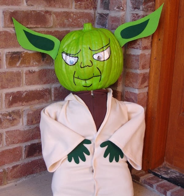 Star Wars Yoda Pumpkin...these are the BEST DIY Carved & Decorated Pumpkin Ideas for Halloween!