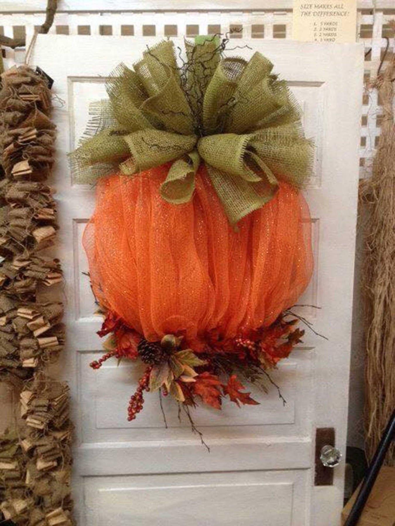 Mesh & Burlap Pumpkin Wreath...these are the BEST Homemade Fall Craft Ideas & DIY Home Decor! 