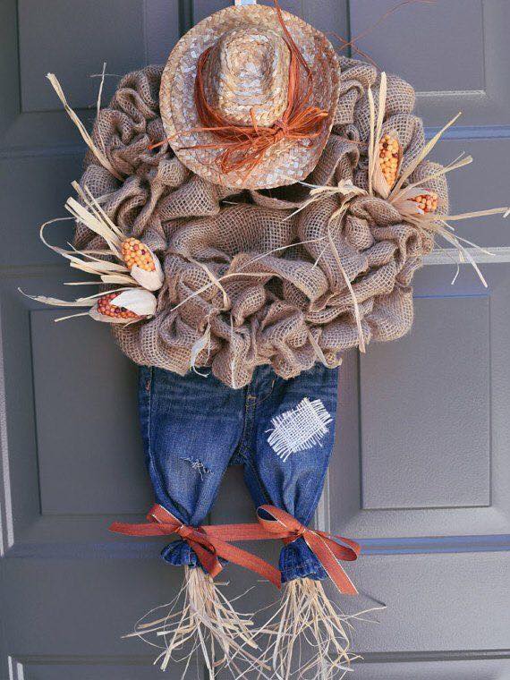 Scarecrow Wreath...these are the BEST DIY Fall Decorations & Craft Ideas!
