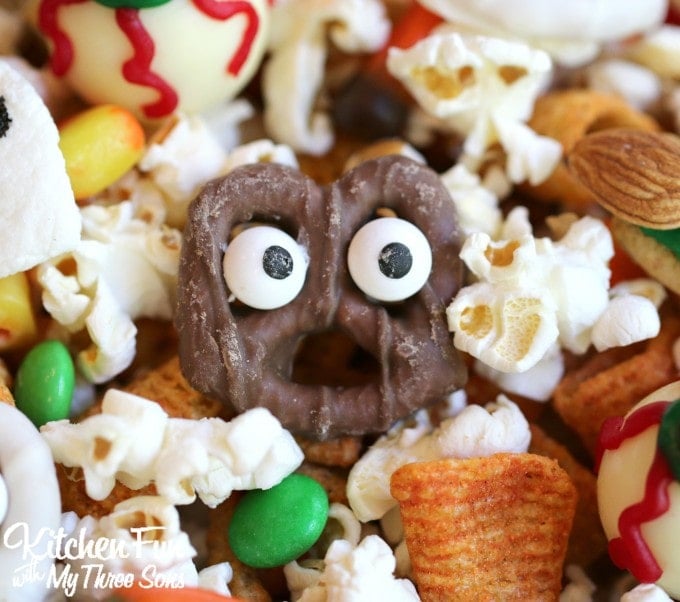 Halloween Snack Mix ....such a fun Party Mix filled with spooky snacks & terrifying treats....so fun!