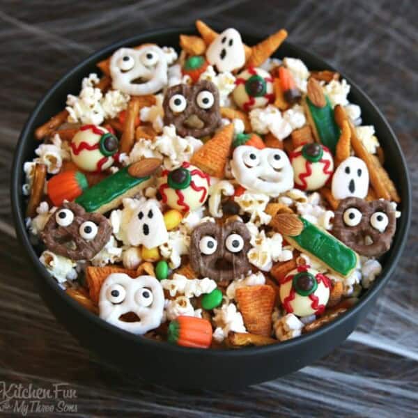 Halloween Snack Mix