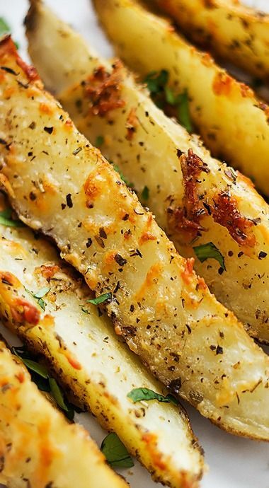 Baked Parmesan Garlic Potato Wedges - these are the BEST Football Party Food Ideas & Recipes!