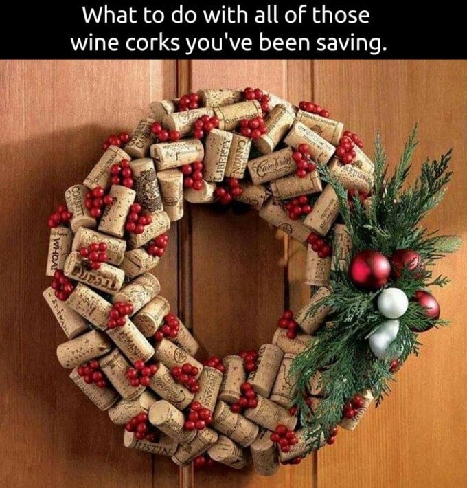 Wine Cork Wreath...these are the BEST DIY Christmas Wreath Ideas!