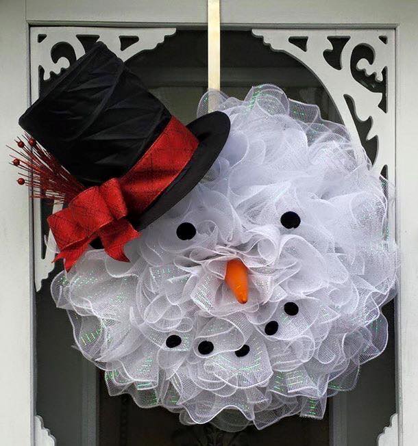 Deco Mesh Snowman Wreath