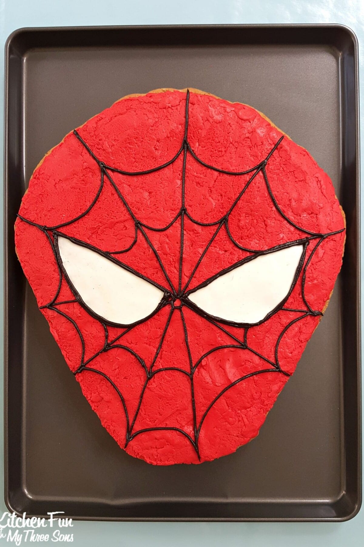 Spider Man Cookie Cake - Spiderman Party Ideas