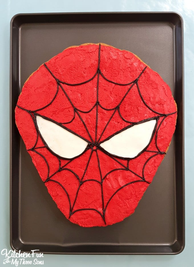 spider-man-cookie-cake-4