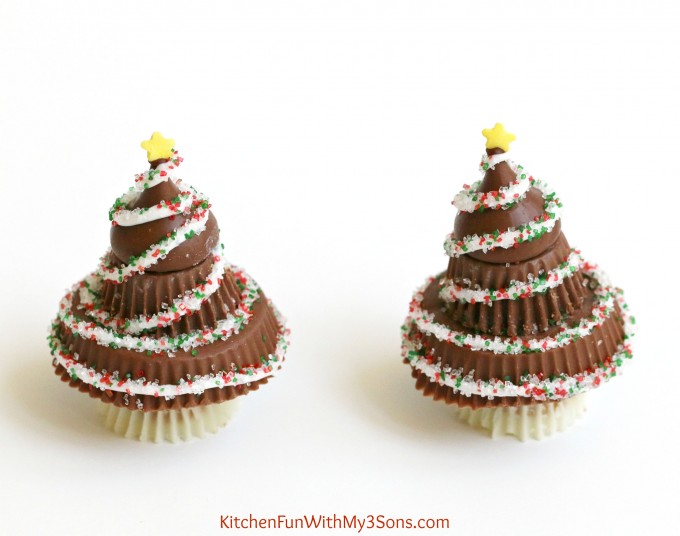 peanut-butter-cup-christmas-trees-reeses-treats-7