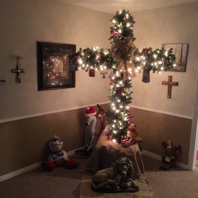 Cross Tree...these are the most Creative Christmas Trees!