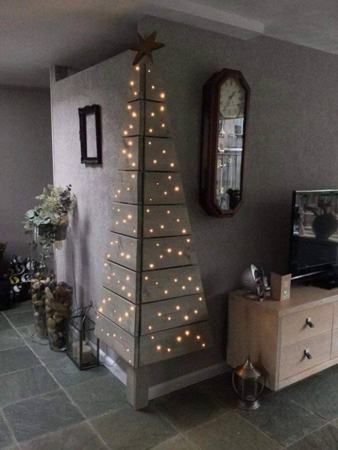 Wood Corner Tree...these are the most Creative Christmas Trees!