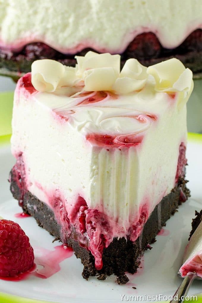 No-Bake Chocolate Raspberry Cheesecake