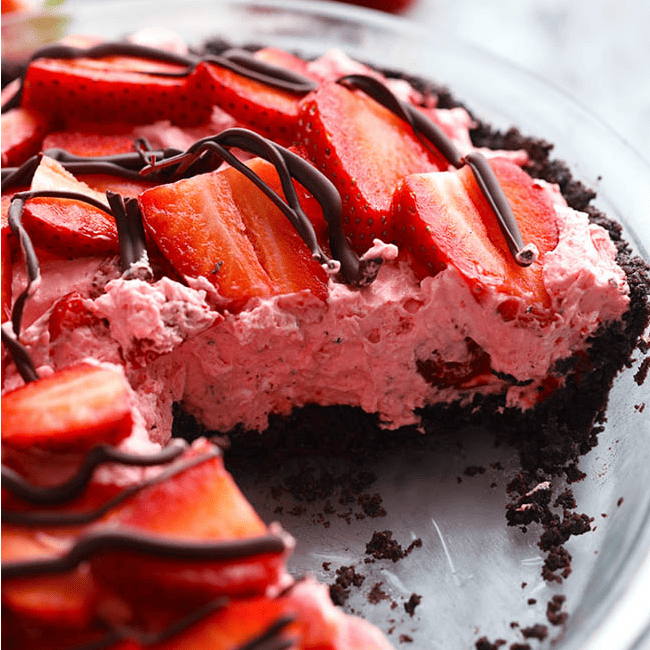 No-Bake Strawberries and Cream Pie