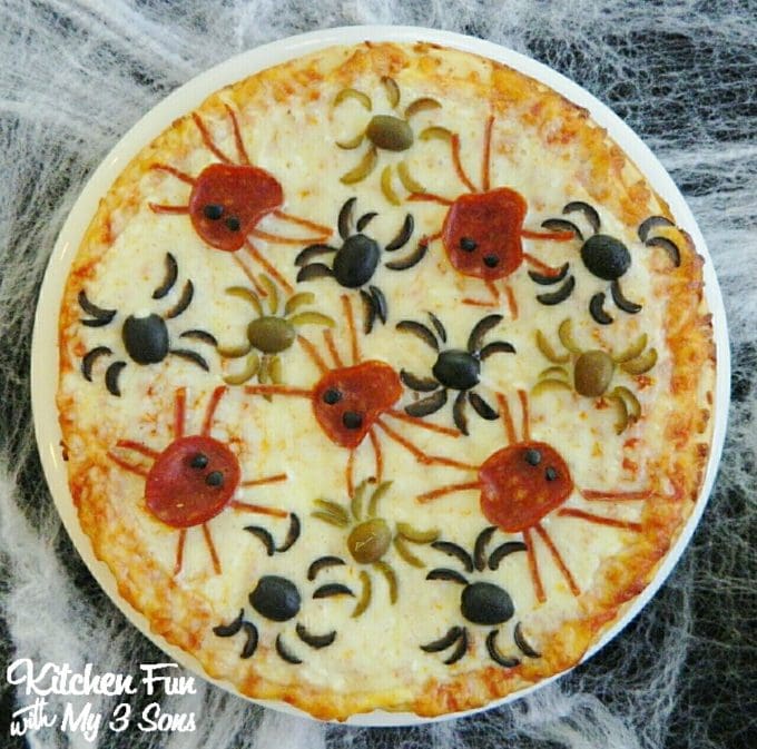 Halloween Spider Pizza 