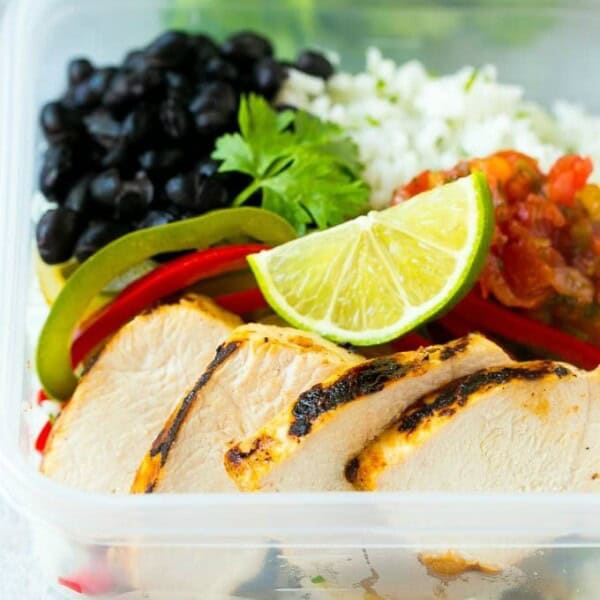 Chicken Fajita Bowl Meal Prep Feature