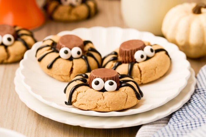 Peanut Butter Spider Cookies