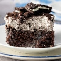 Oreo Poke Cake Feature