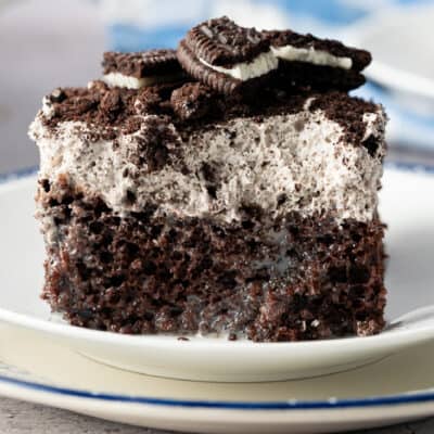 Oreo Poke Cake Feature