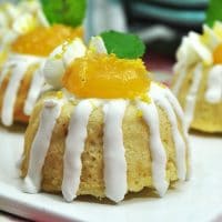 Mini Lemon Cakes