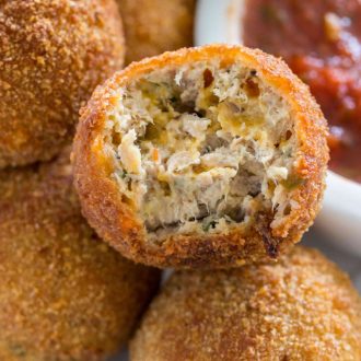 Cheesy Tuna Melt Balls are crispy on the outside and tender and cheesy on the inside. Packed with protein, they are the perfect snack or lunch box staple.