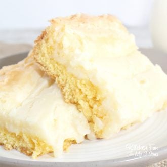 EASY Gooey Butter Cake