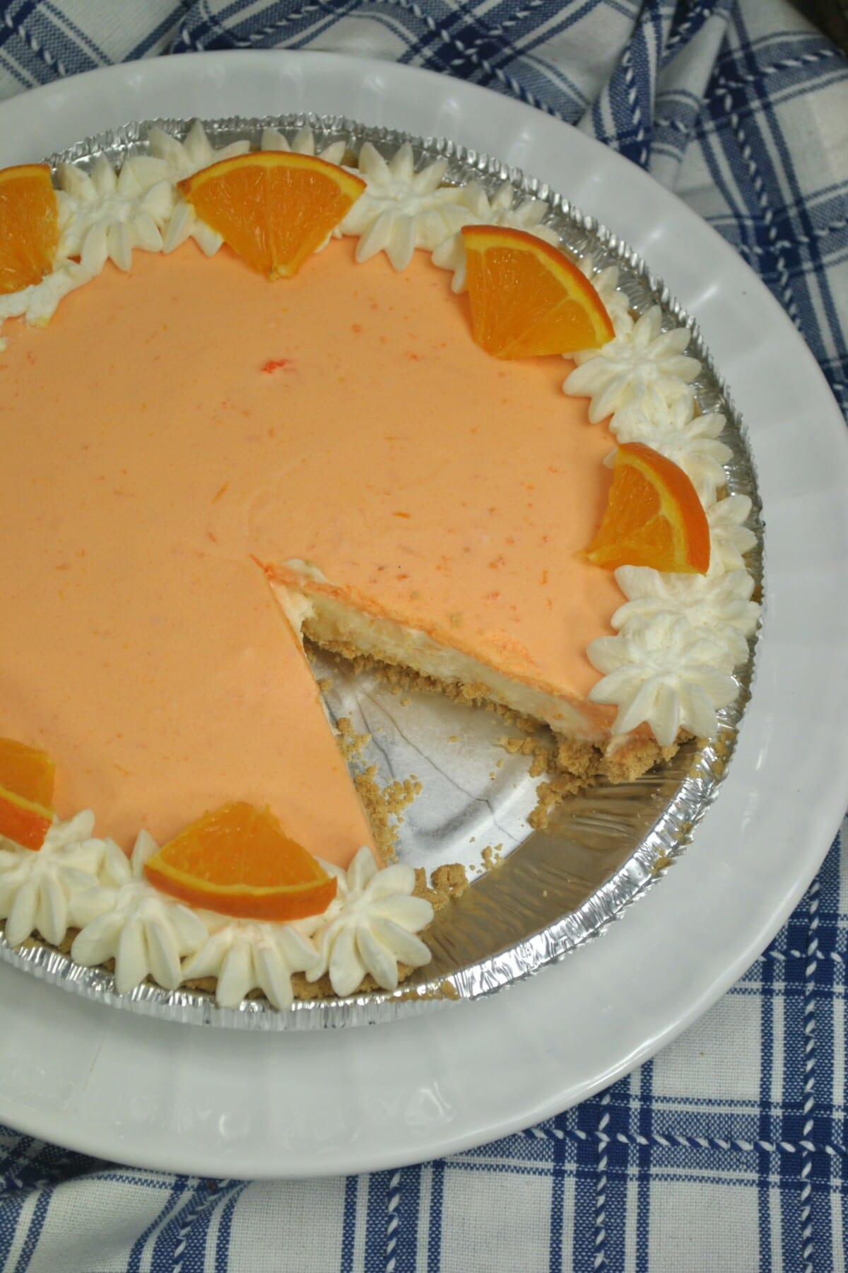 Creamsicle pie on a plate