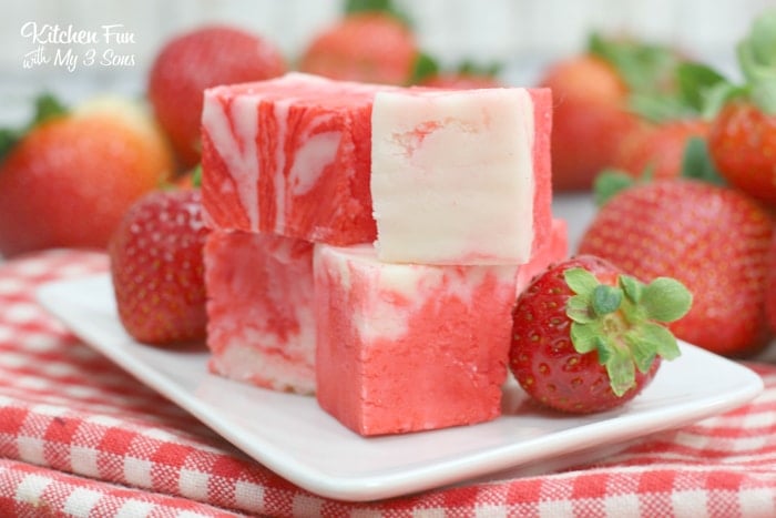 This strawberry swirl fudge is a quick and delicious treat for Valentine's Day that everyone loves.