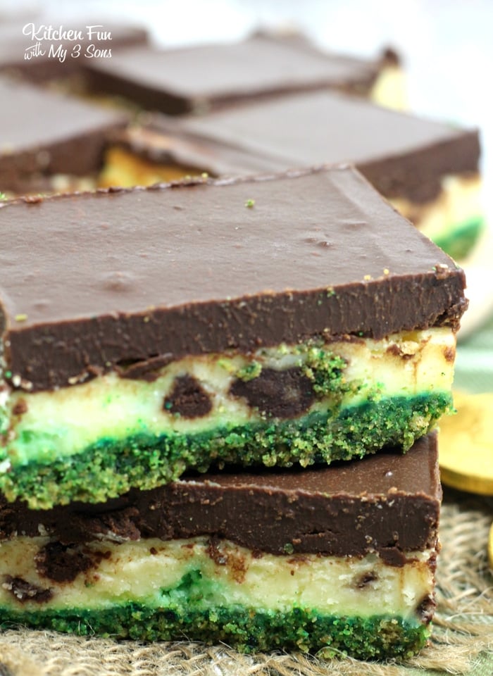 These Bailey's Cheesecake Bars are a yummy combination of cheesecake and chocolate ganache on a graham cracker crust. Perfect St. Patty's Day dessert!