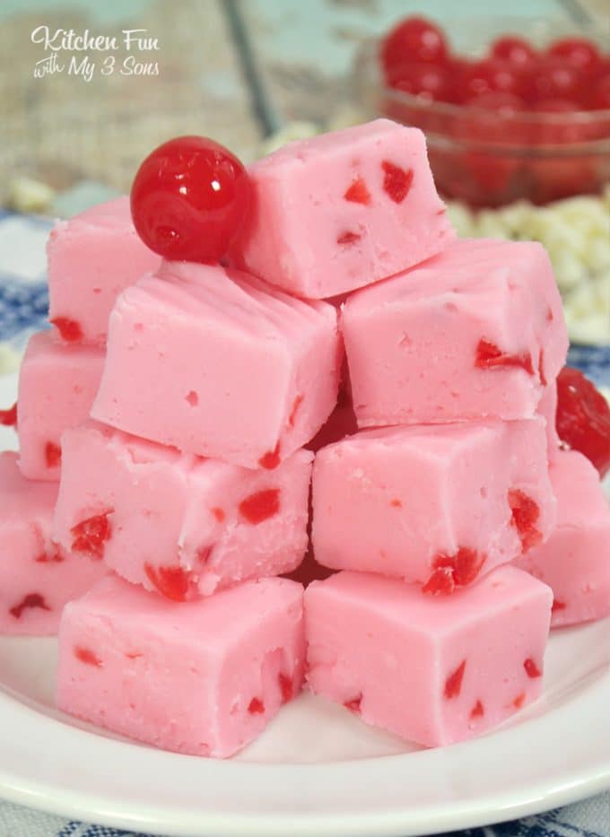 Cherry Fudge is full of delicious maraschino cherries and creamy white chocolate. Plus a secret ingredient to add a fluffy texture: marshmallow cream!
