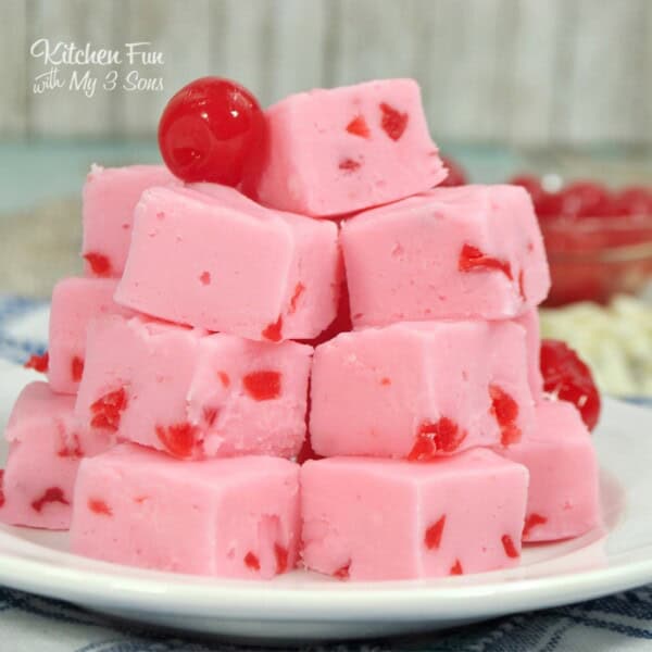 Cherry Fudge is full of delicious maraschino cherries and creamy white chocolate. Plus a secret ingredient to add a fluffy texture: marshmallow cream!